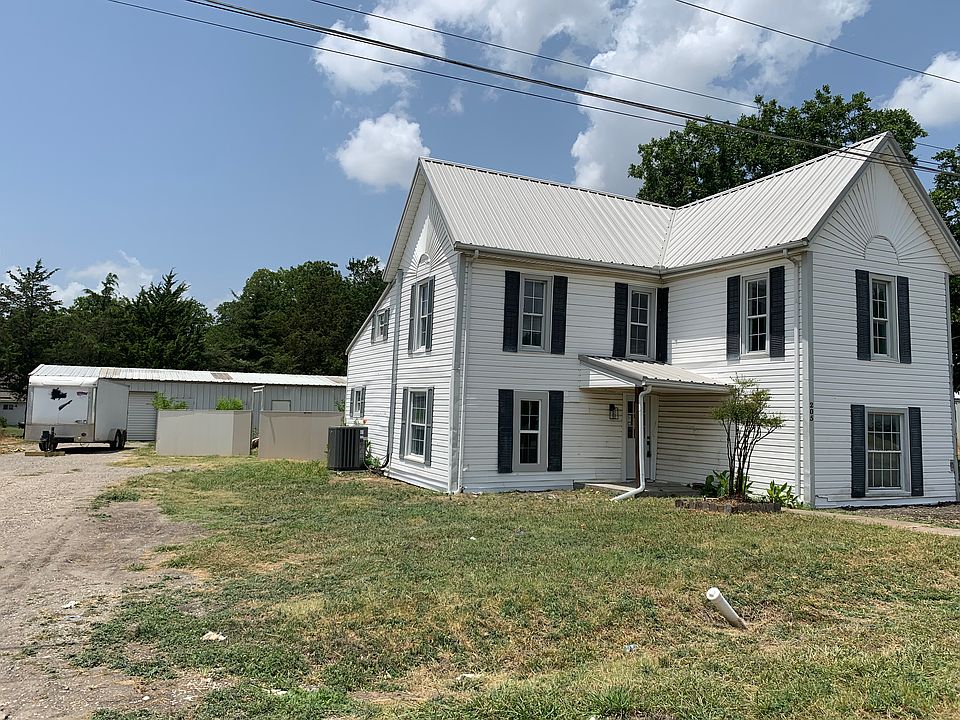 House with Shop