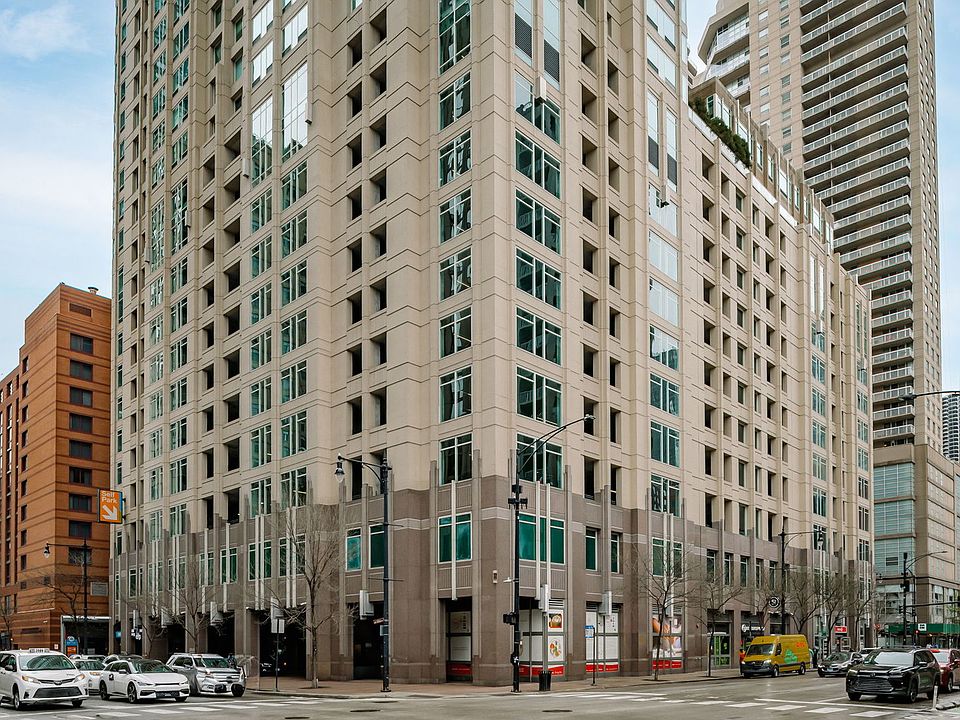 1st image of 33 W Ontario St APT 47A