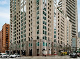 33 W Ontario St APT 47A, Chicago, IL 60654