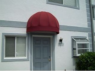 2nd image of 612 Seaport Blvd