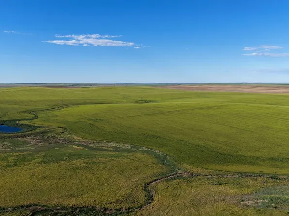 Sanarc Rd, Hayes, SD 57537