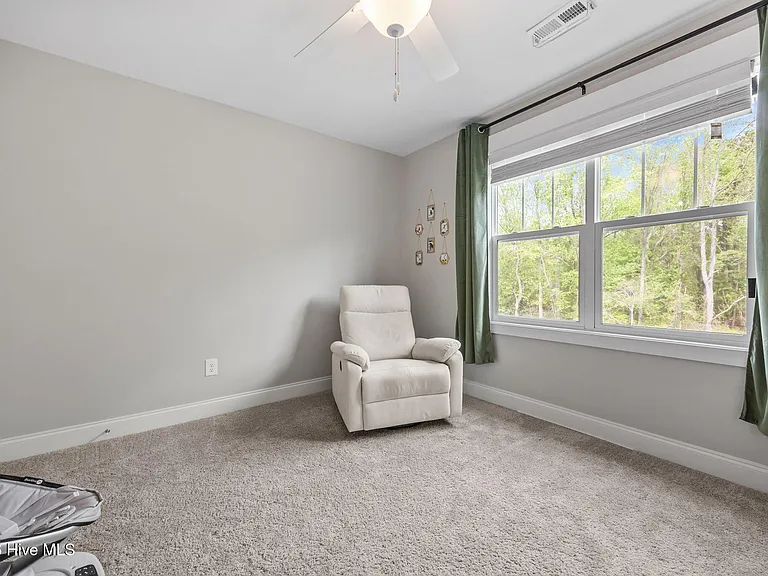 324 Dunston Rd — Photo 32