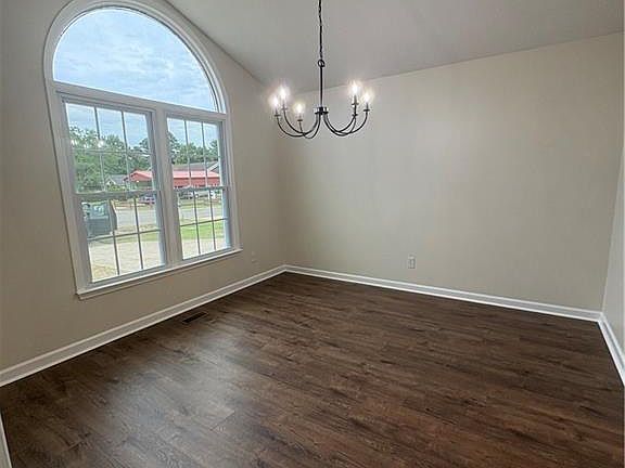 5th image of 2544 Previs Rd
