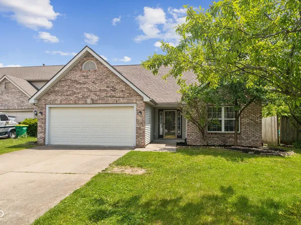 14911 Silver Thorne Way, Carmel, IN 46033