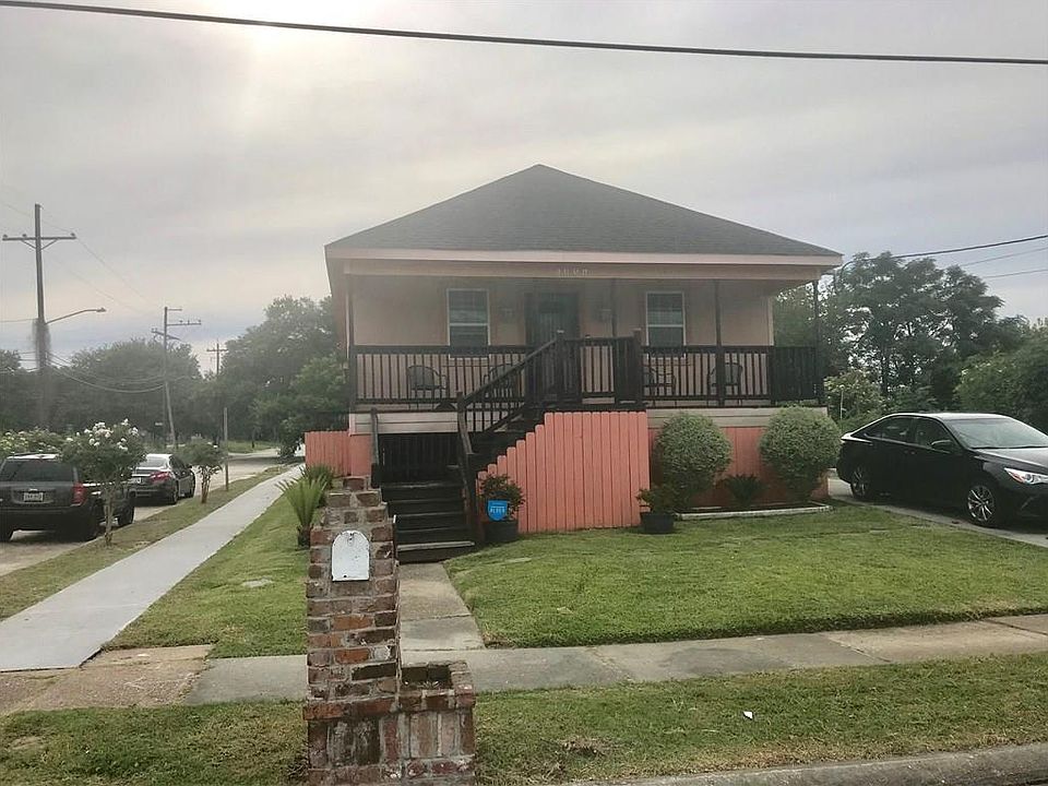 1st image of 3000 Clouet St