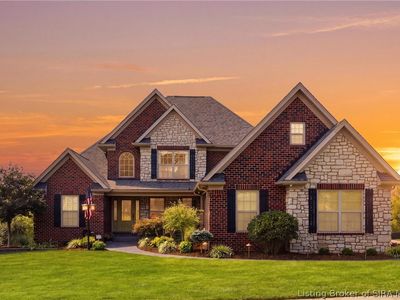 3027 Crystal Lake Drive, Jeffersonville, IN, 47130