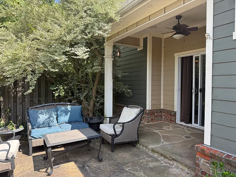 2590 E Carnation Ct — Photo 24