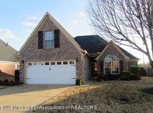 5792 Lindsay Cv, Southaven, MS 38671