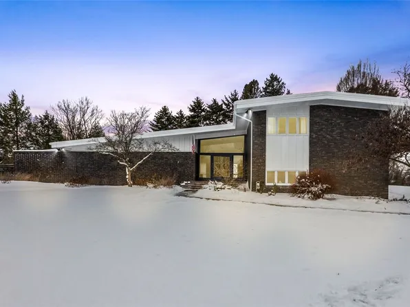 800 Old Clairton Rd, Clairton, PA 15025