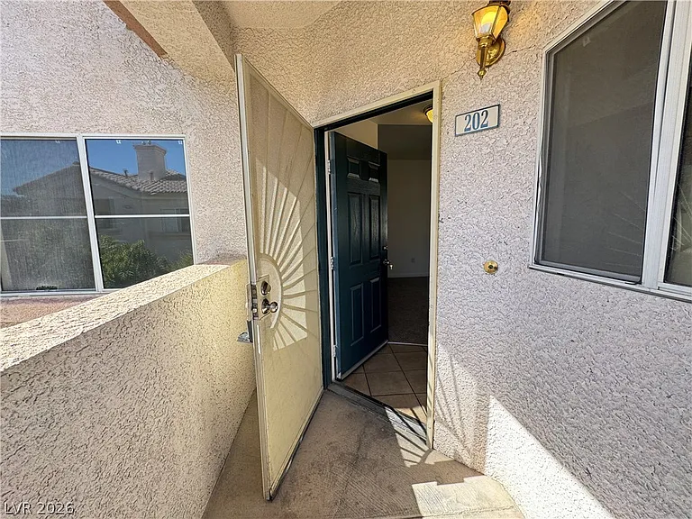 2120 Calville St #202 — Photo 1