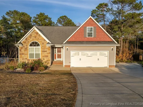 476 Basket Oak Dr, Bunnlevel, NC 28323