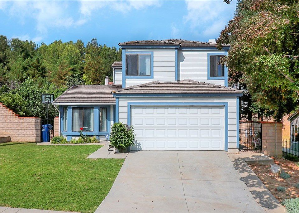 1st image of 2429 Songbird Ln