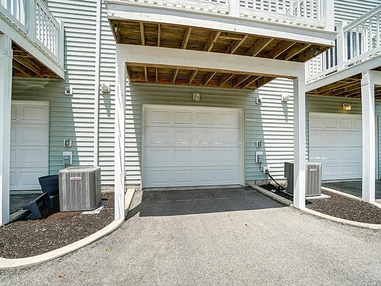 5787 Passage Creek Dr — Photo 19