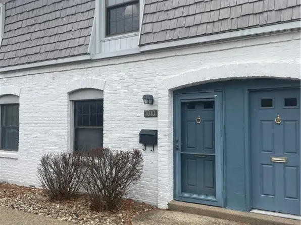 1010 Pennsbury Blvd, Pittsburgh, PA 15205