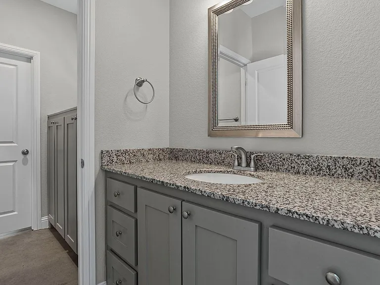 2800 Gordon Ave — Photo 19