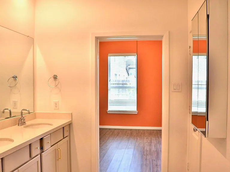 17631 Carnation Glen Dr — Photo 24