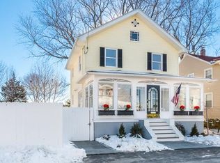 2 Standish Rd, Hull, MA 02045