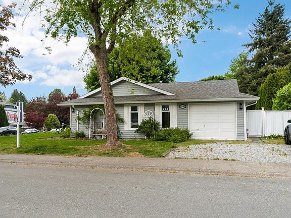 3rd image of 22641 Kendrick Loop