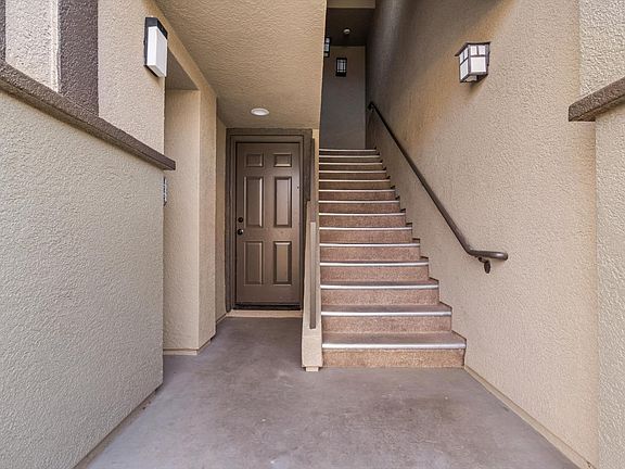 2nd image of 2852 Pearblossom Drive