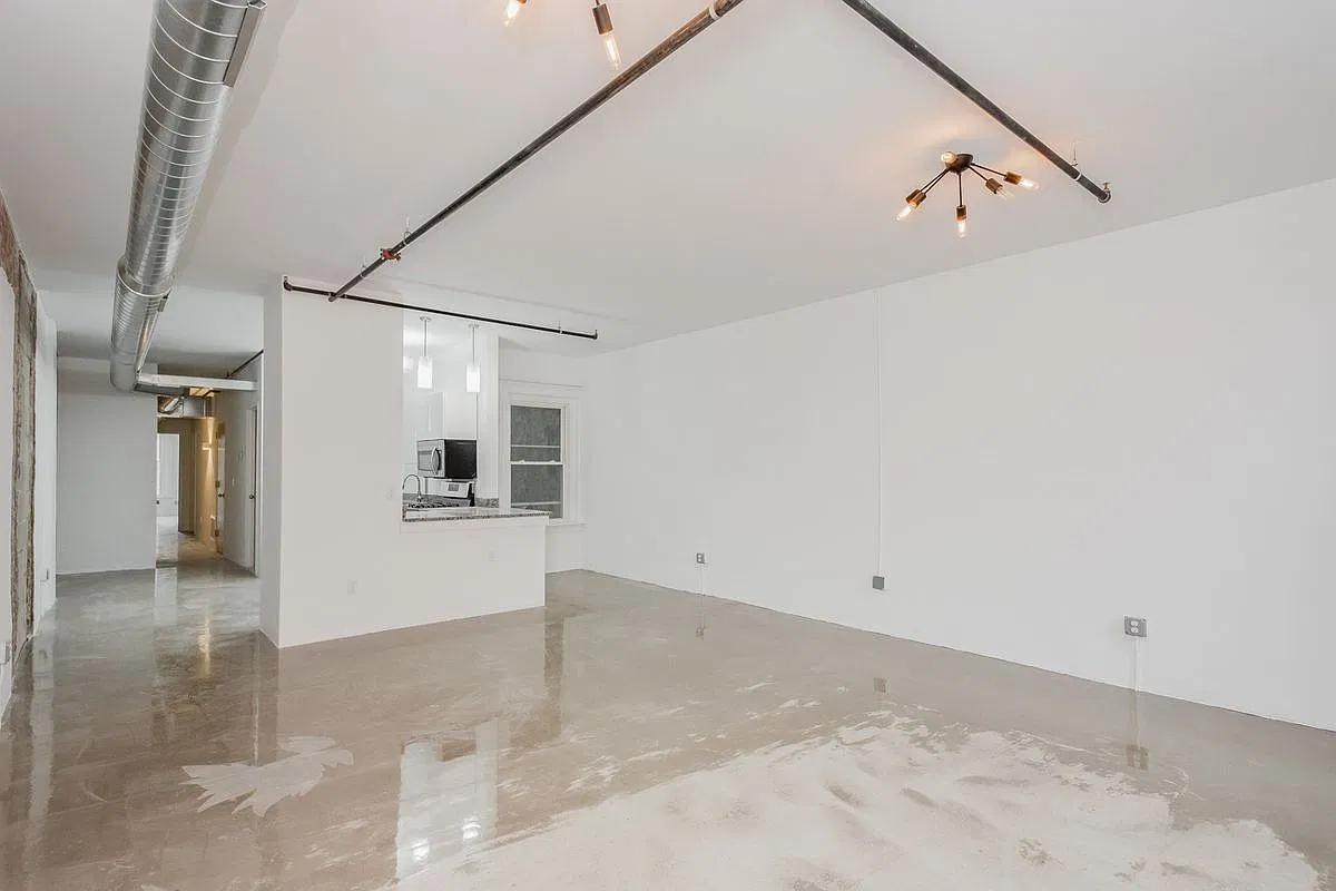 2 bed, 1.0 bath, 1200 sqft, $1,895 — Photo 4