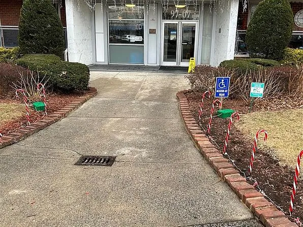 97-01 63rd Dr Unit 2K, Rego Park, NY 11374