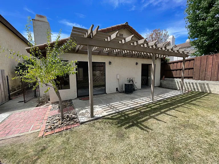15943 Sunnyfield Pl — Photo 28