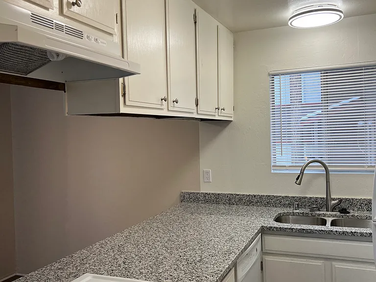 1130 Keller Rd #13 — Photo 9