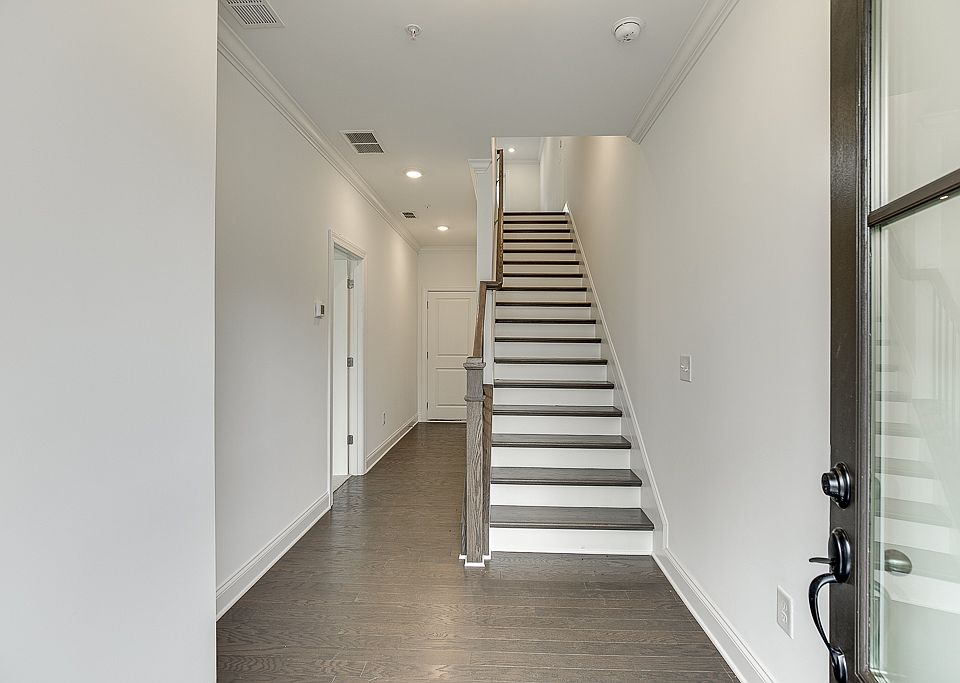 6541 Beacon Drive 379 Elevation Image 1