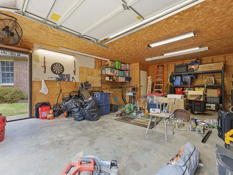 195 Longleaf Rd — Photo 24