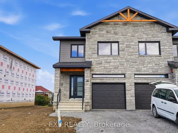 142 Elizabeth Dr, North Dundas, ON K0C 1H0