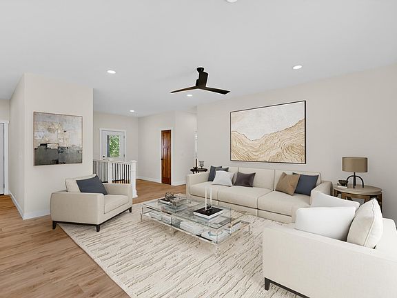 2nd image of 416 Parkside Dr SE