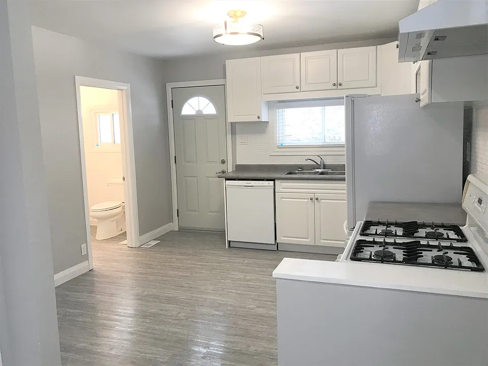 15 Euclid Ave #15