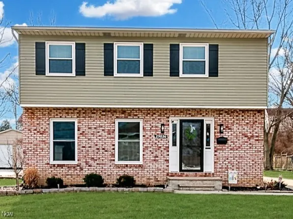 29036 Elm Ave, Wickliffe, OH 44092