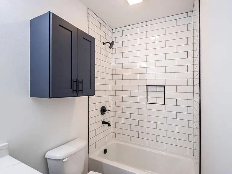 324 S Schiller St — Photo 20