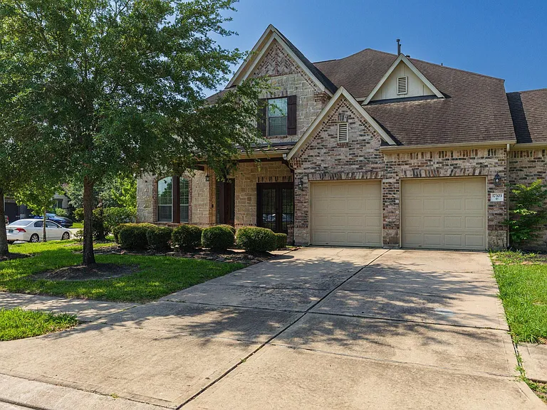 17303 Quiet Shores Dr — Photo 2