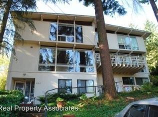 18312 24th Ave NE UNIT C, Shoreline, WA 98155