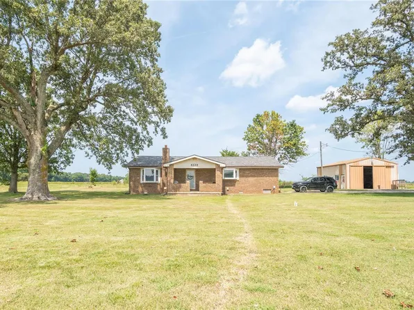 8339 State Highway U, Bernie, MO 63822