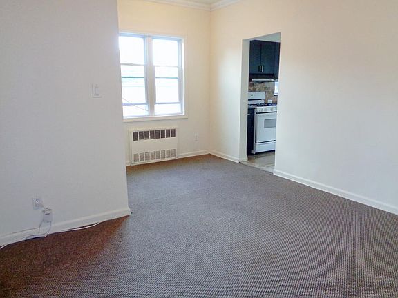 Lovely Clean Rental w/ Large, Living Room Adjacent To Kitchen w/ Granite Counters and Granite Floor. Large Lr, Beautiful Bath Inc Heat and Hot Water. Tenant Only Pays Electric.
