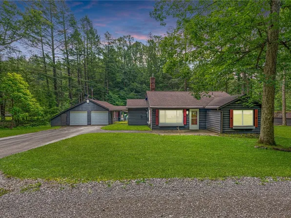220 Dw Ln, Ligonier, PA 15658