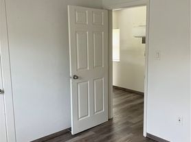 1712 Pacific Ave, North Fort Myers, FL