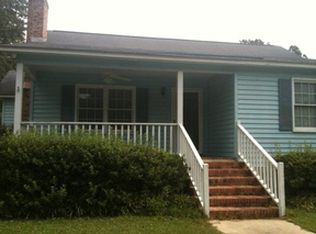 1111 Forest Lake Dr, Manning, SC 29102