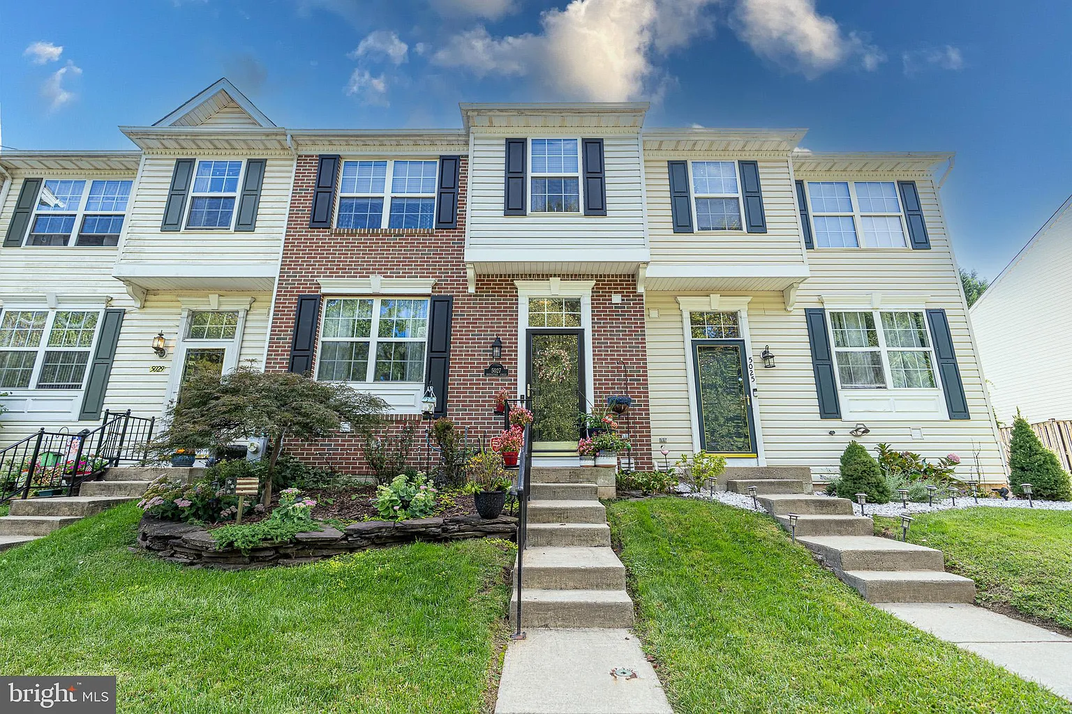 5027 Bridgeford Cir photo 1
