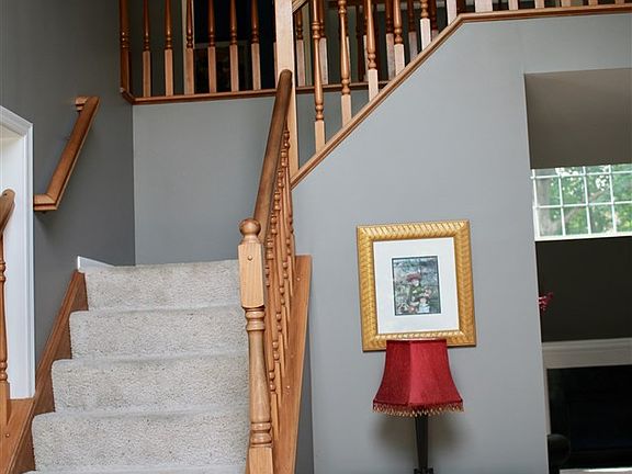 3rd image of 6179 Greyoaks Dr