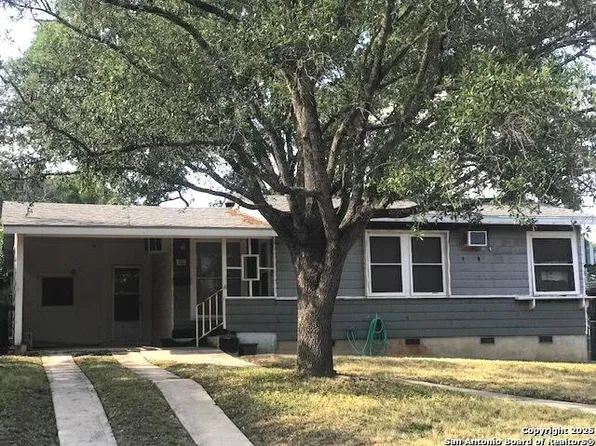 427 irvington, San Antonio, TX 78209