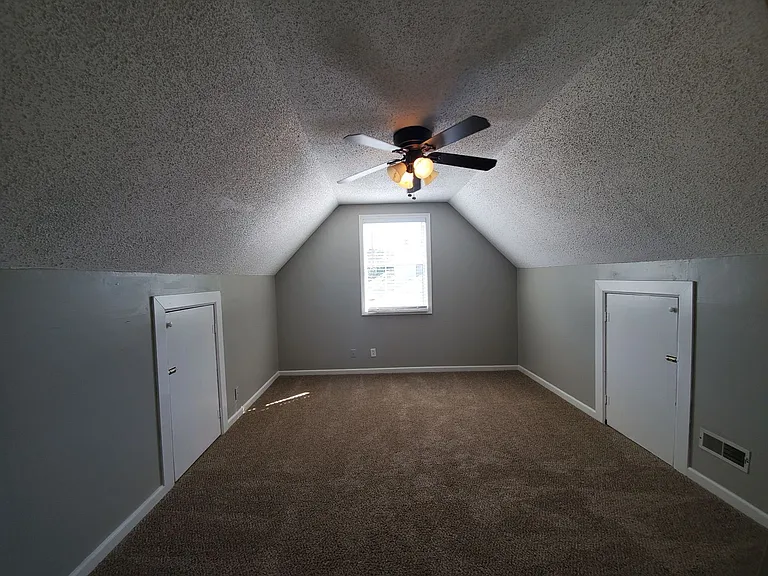 3406 Oak Lawn Dr — Photo 15