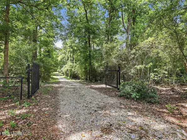 77211 N River Rd, Kentwood, LA 70444