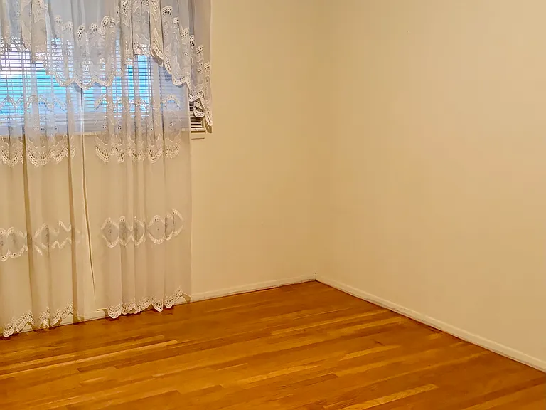 34552 Hawke Dr — Photo 11