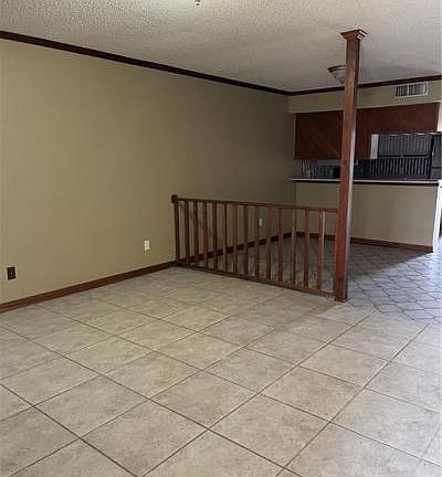2nd image of 51 Carriage Ln APT B