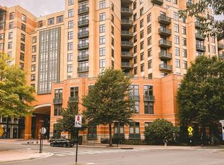 2720 S Arlington Ml #509, Arlington, VA 22206