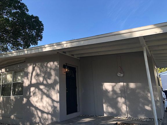 2nd image of 1968 Sunset Dr SW